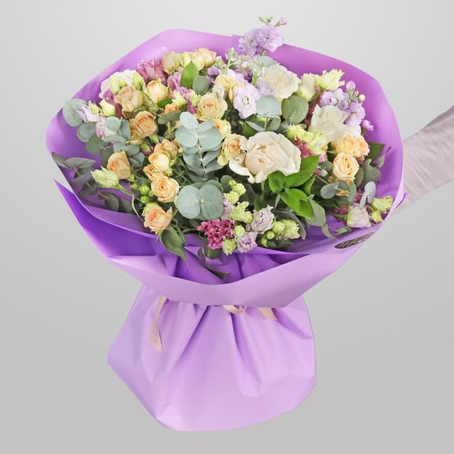 Букет из Роз, Эустомы и Маттиолы «Палитра чувств» Букет из Роз, Эустомы и Маттиолы «Палитра чувств»