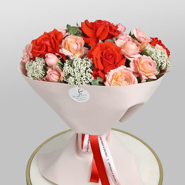 Букет из Роз и Озотамнуса «Витраж» Букет из Роз и Озотамнуса «Витраж»