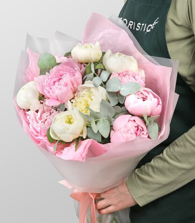 Букет из Пионов и Эвкалипта «Жемчужные переливы» Букет из Пионов и Эвкалипта «Жемчужные переливы»