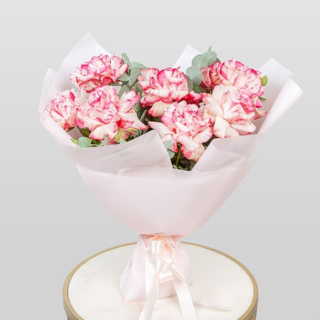 Букет Роз Эквадор «Нежные поцелуи» с эвкалиптом Букет Роз Эквадор «Нежные поцелуи» с эвкалиптом