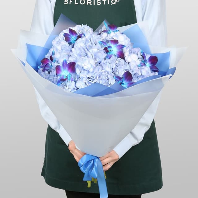 Букет из Гортензий и Орхидей «Фиалковый сон» Букет из Гортензий и Орхидей «Фиалковый сон»