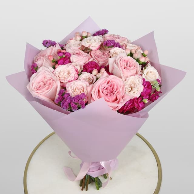 Букет из Роз и Маттиолы «Легкость весны» Букет из Роз и Маттиолы «Легкость весны»