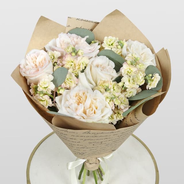 Букет из Роз и Маттиолы «Чистота утра» Букет из Роз и Маттиолы «Чистота утра»