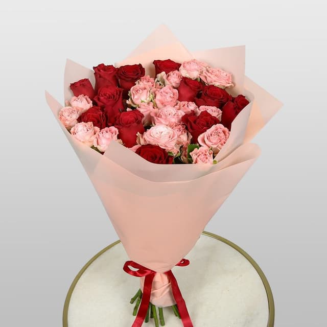 Букет из Роз «Нежность в багрянце» Букет из Роз «Нежность в багрянце»