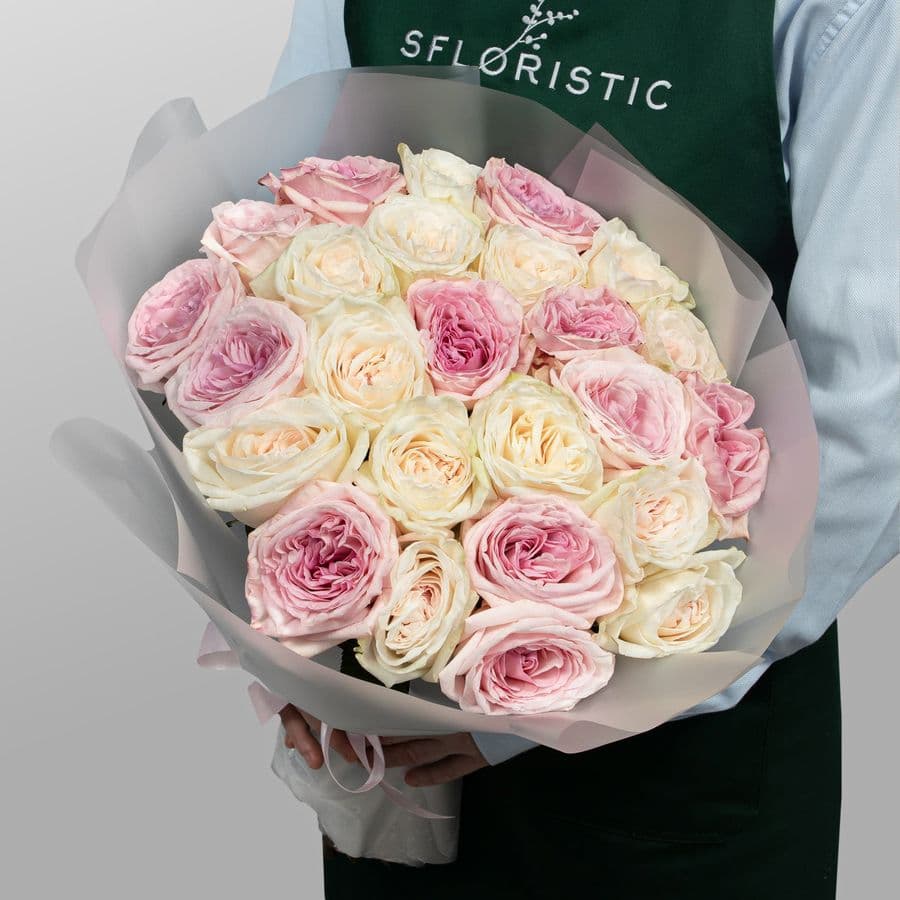 Букет из пионовидных Роз «Первое признание»