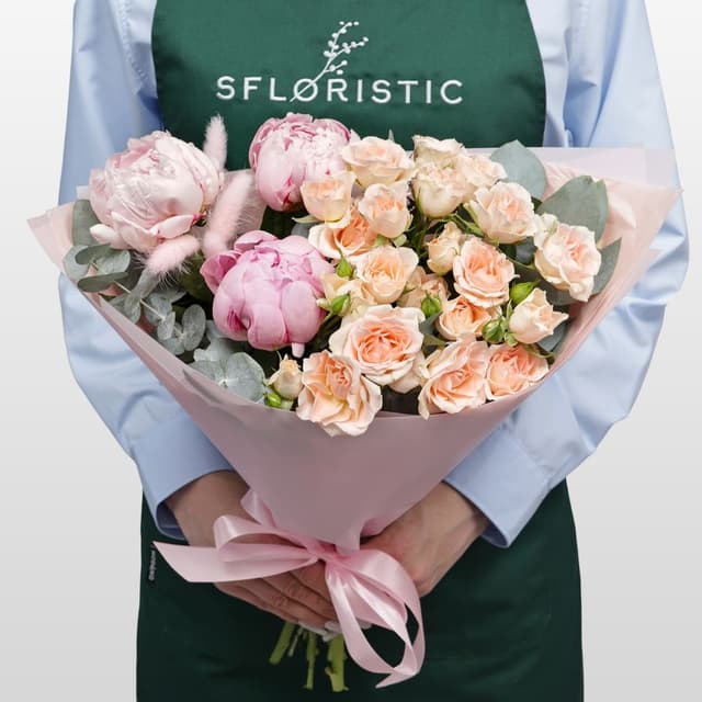 Букет из Пионов и Кустовых Роз «Ванильный бриз» Букет из Пионов и Кустовых Роз «Ванильный бриз»