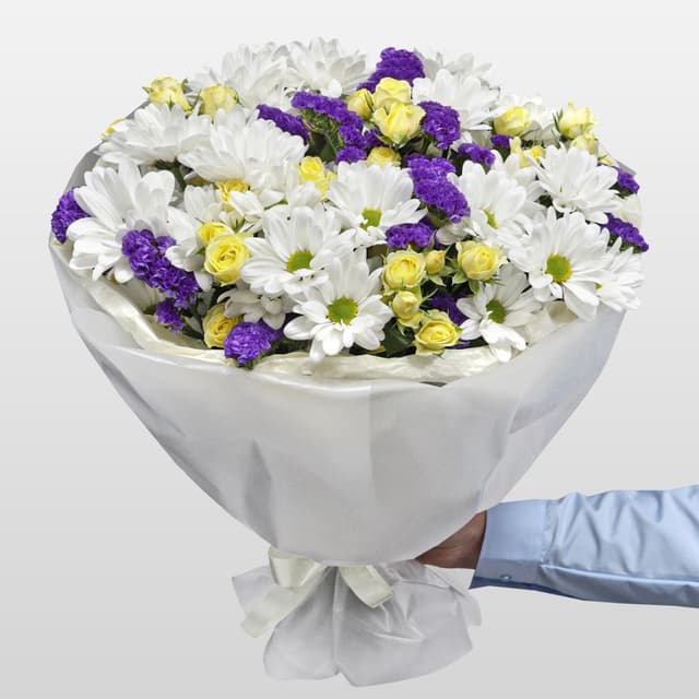 Букет из Кустовых Хризантем и Роз «В красках любви» Букет из Кустовых Хризантем и Роз «В красках любви»