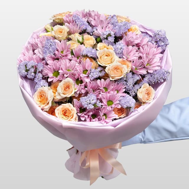 Букет из Кустовых Хризантем и Роз «Туманная заря» Букет из Кустовых Хризантем и Роз «Туманная заря»