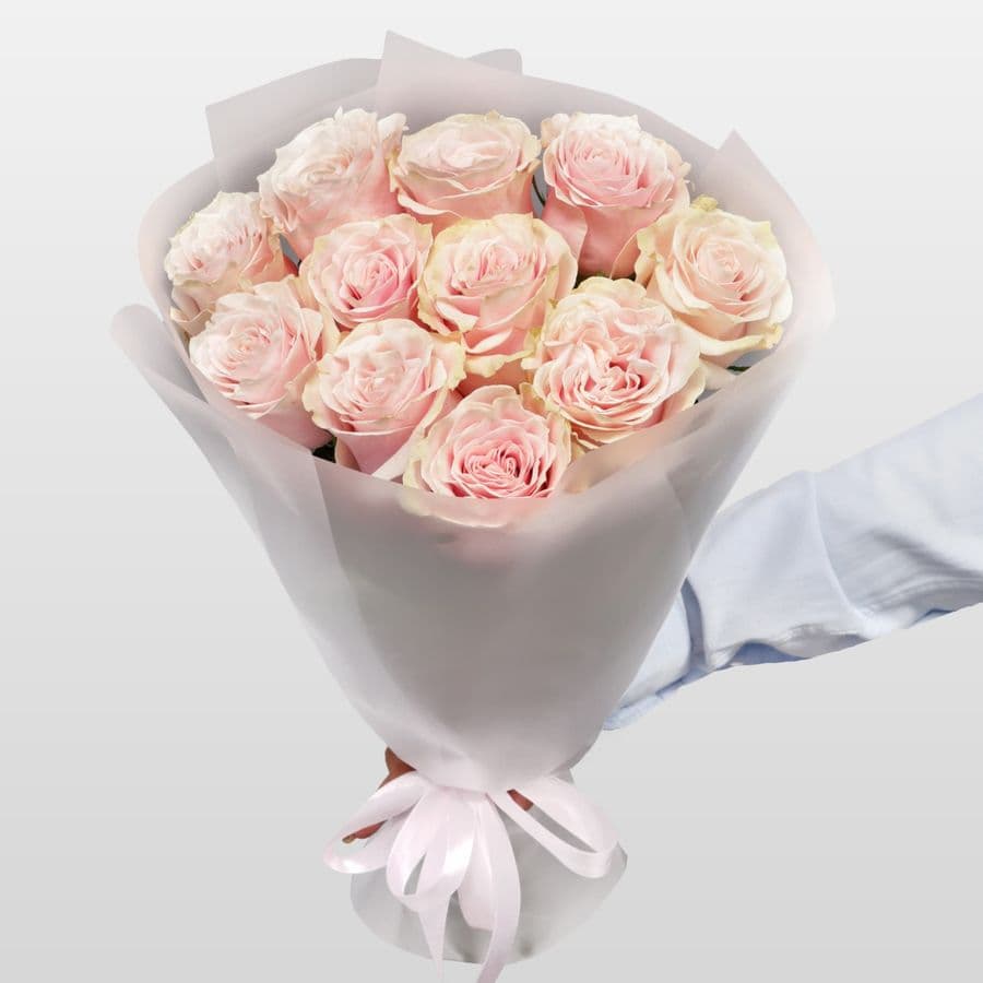 Букет Роз Эквадор 11 шт «Порхание чувств»