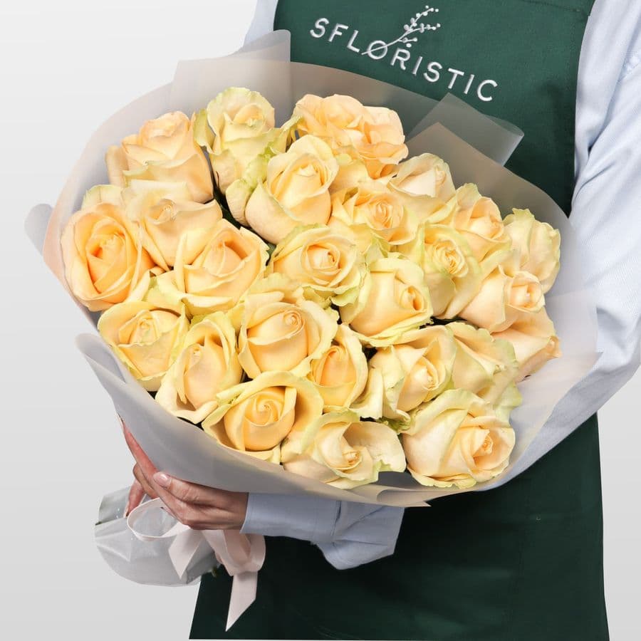 Букет Роз Россия 25 шт «Чистая гармония»