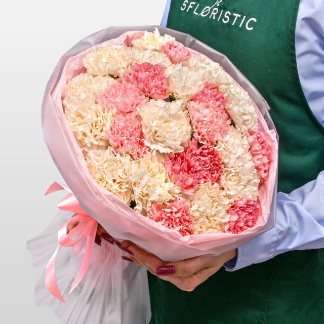 Букет из Гвоздик «Облака на рассвете» Букет из Гвоздик «Облака на рассвете»