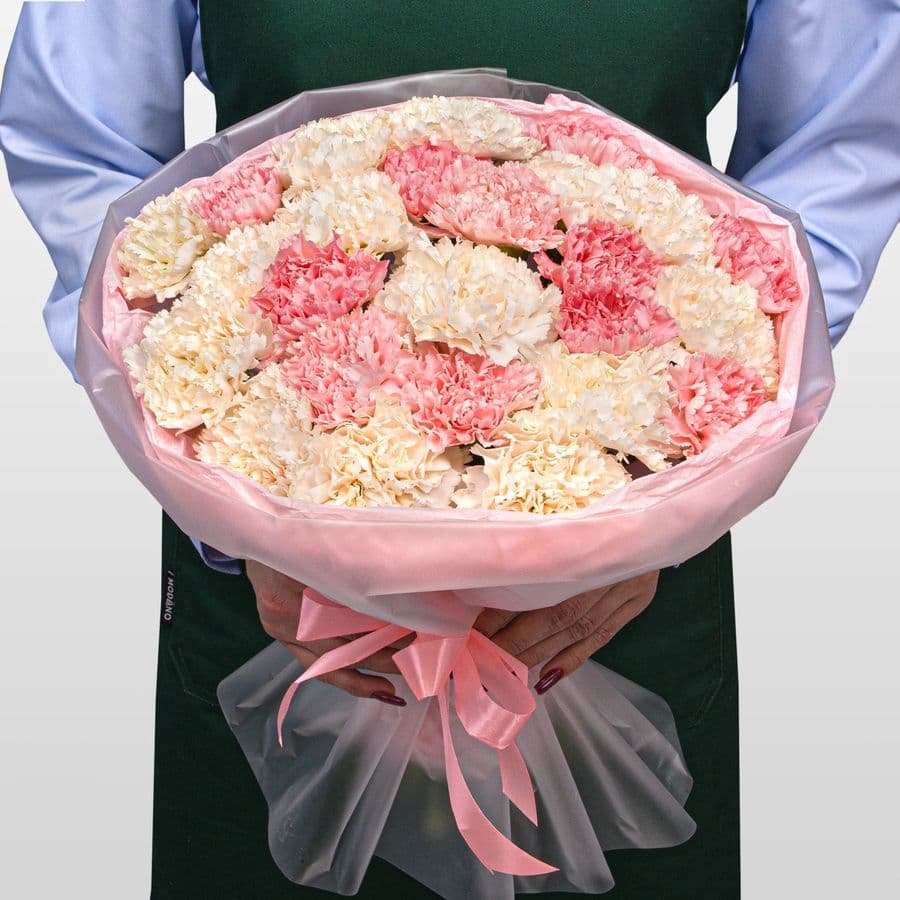 Букет из Гвоздик «Облака на рассвете»