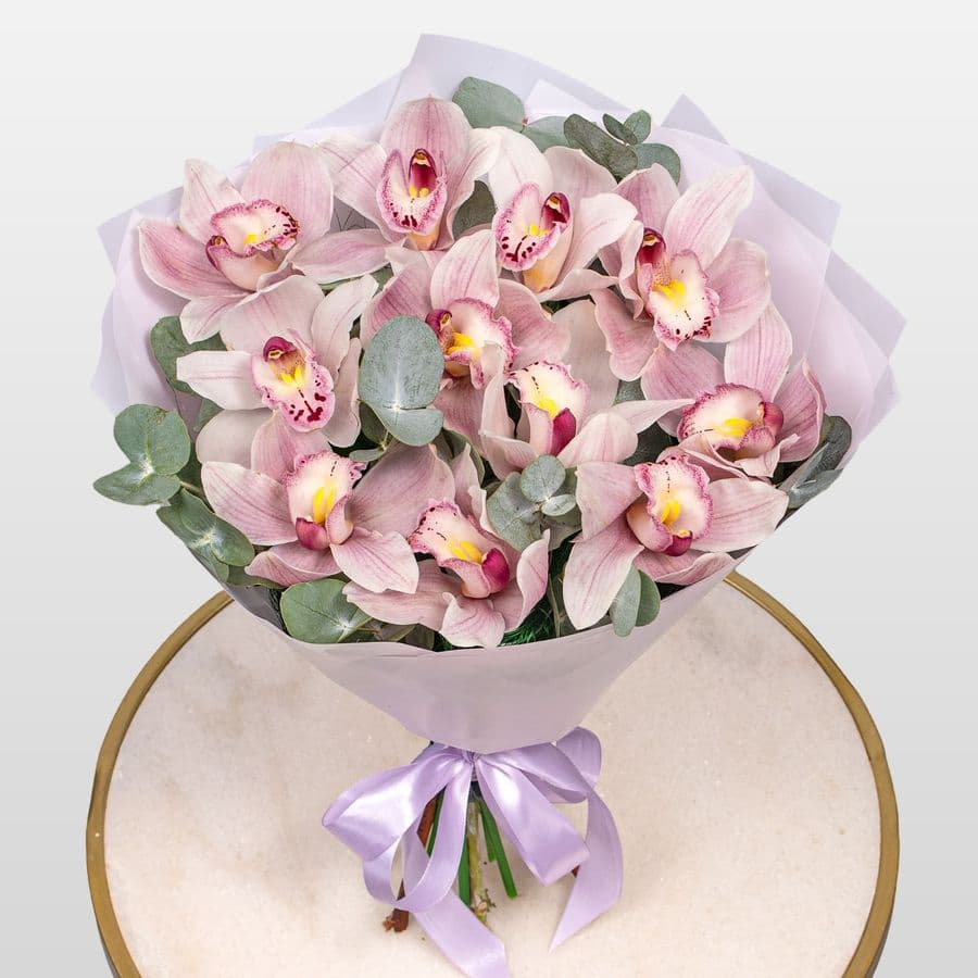 Букет из светло-розовых Орхидей «Звёздная тропа»