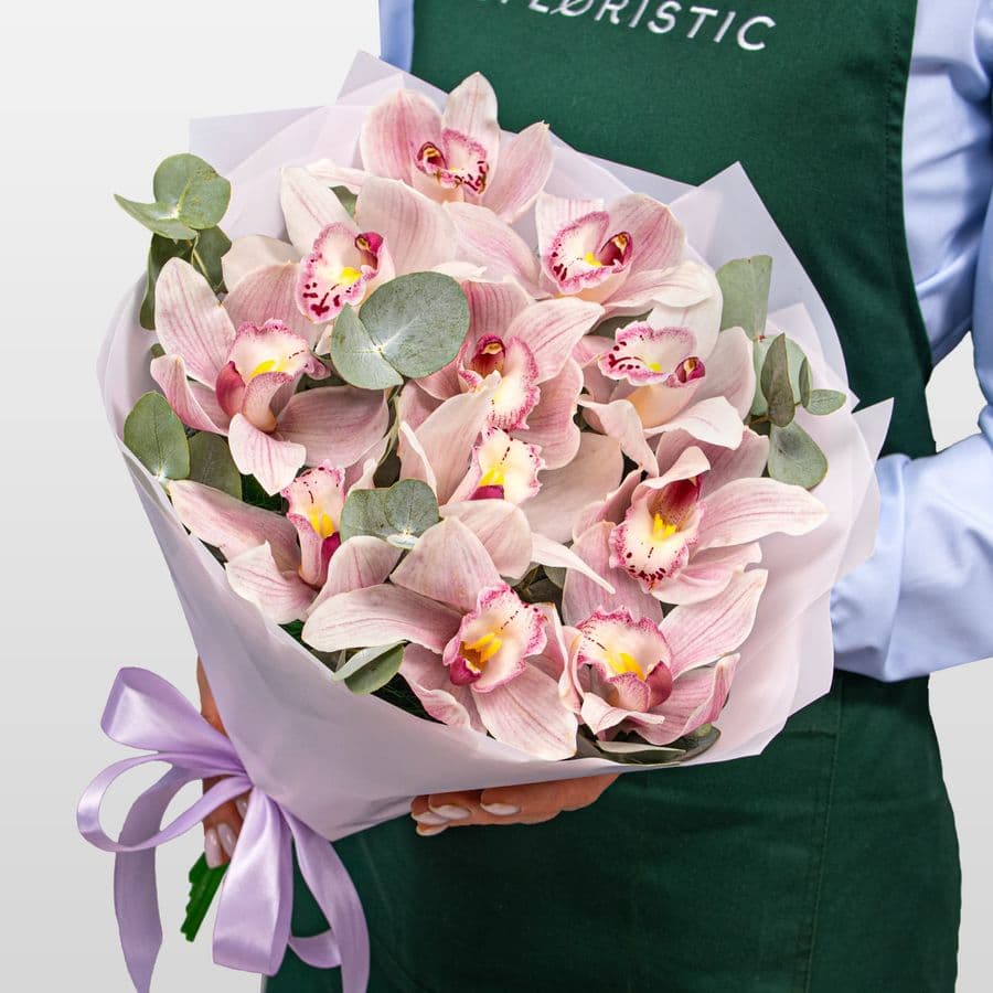 Букет из светло-розовых Орхидей «Звёздная тропа»