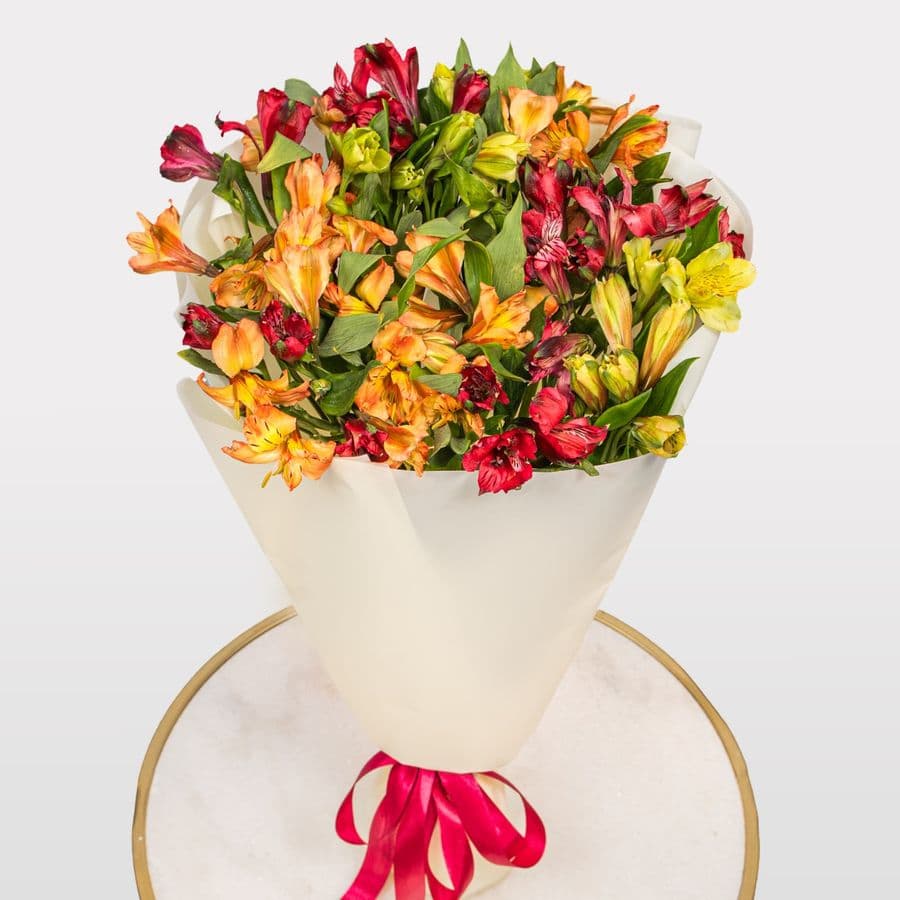Букет Альстромерий «Танец пламени»