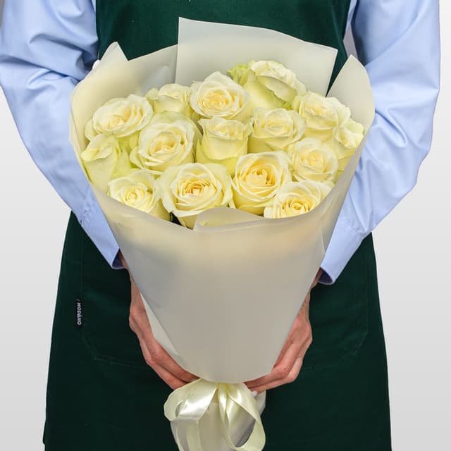 Букет Роз Кения 60 см 15 шт «Свет в сердце» Букет Роз Кения 60 см 15 шт «Свет в сердце»