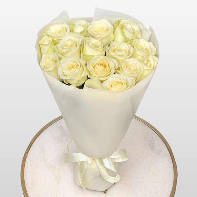 Букет Роз Кения 60 см 15 шт «Свет в сердце» Букет Роз Кения 60 см 15 шт «Свет в сердце»