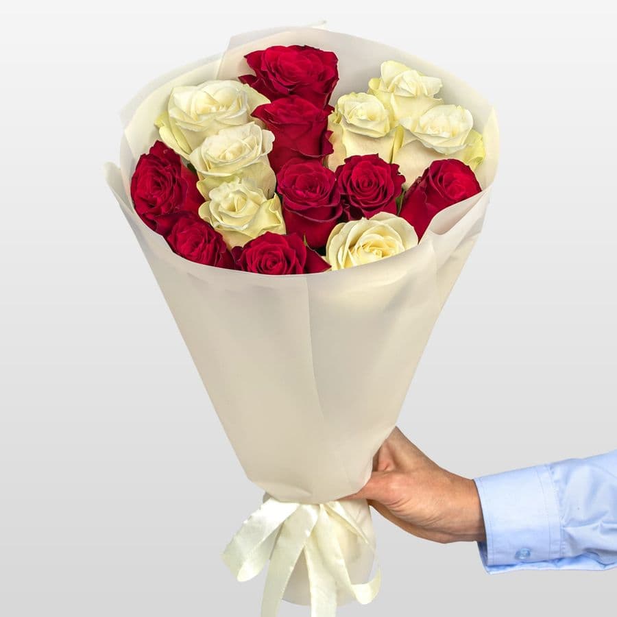 Букет Роз Кения 60 см 15 шт «Венский вальс»