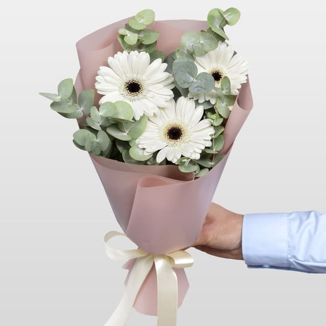 Букет из Гермини и Эвкалипта «Белый акцент» Букет из Гермини и Эвкалипта «Белый акцент»