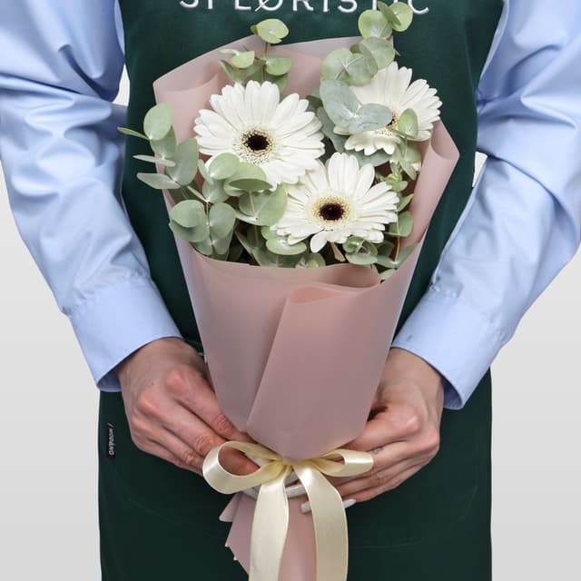 Букет из Гермини и Эвкалипта «Белый акцент» Букет из Гермини и Эвкалипта «Белый акцент»