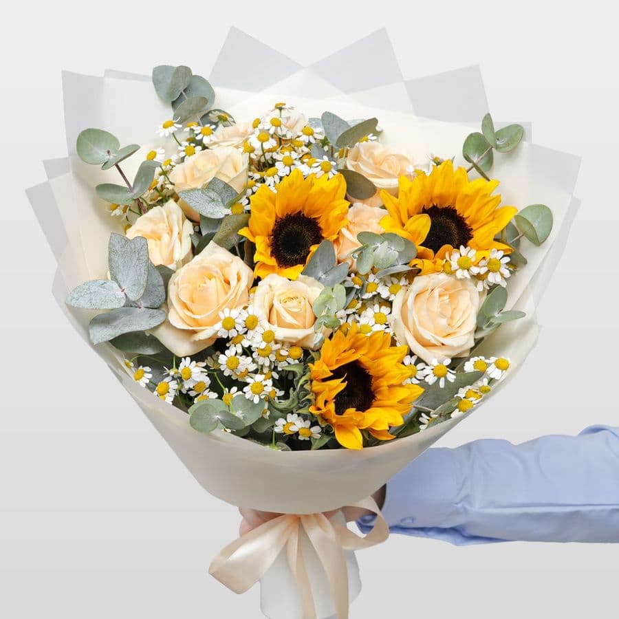 Букет из Подсолнухов, Ромашек и Роз «Летний закат»