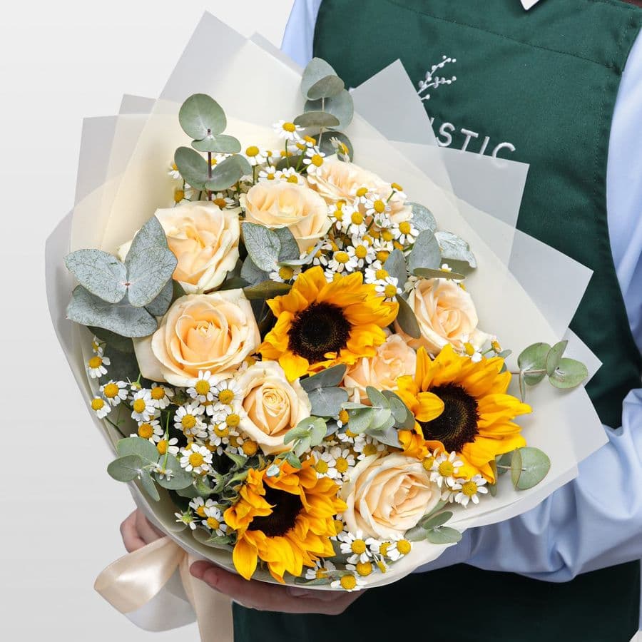 Букет из Подсолнухов, Ромашек и Роз «Летний закат»