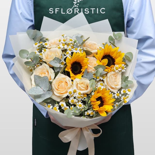 Букет из Подсолнухов, Ромашек и Роз «Летний закат» Букет из Подсолнухов, Ромашек и Роз «Летний закат»