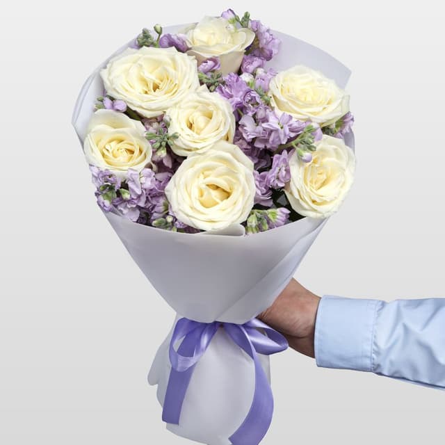 Букет из Роз и Маттиол «Пастельная гармония» Букет из Роз и Маттиол «Пастельная гармония»