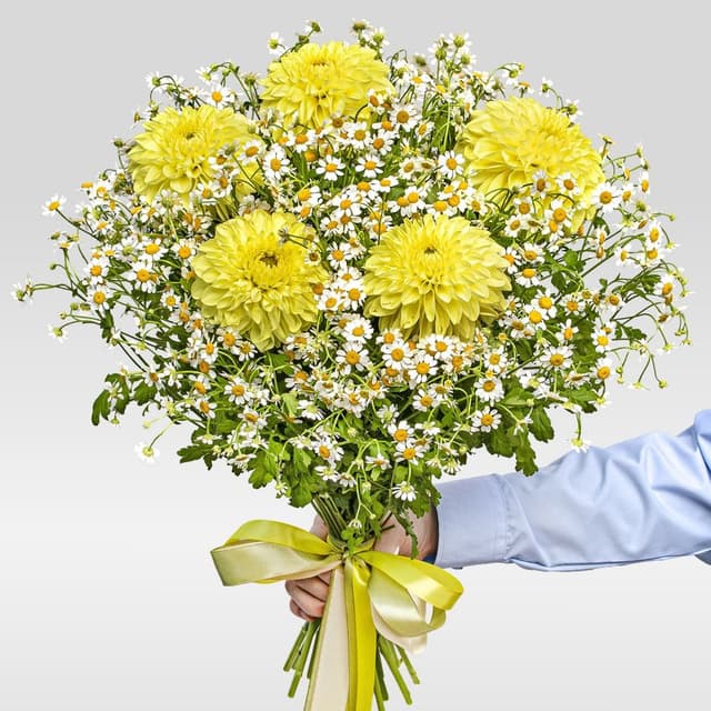 Букет из Георгин и Ромашек «Деревенский Шик» Букет из Георгин и Ромашек «Деревенский Шик»