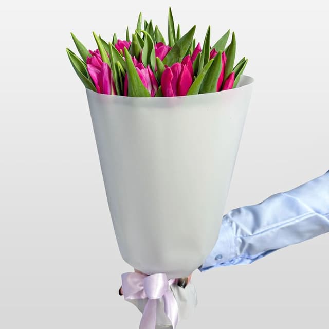 Букет розовых Тюльпанов 25 шт «Изящный Дар» Букет розовых Тюльпанов 25 шт «Изящный Дар»