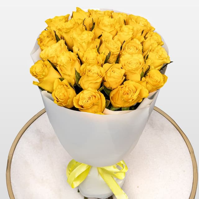 Букет желтых Роз Кения 40 см 25 шт «Радостный Сюрприз» Букет желтых Роз Кения 40 см 25 шт «Радостный Сюрприз»