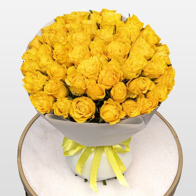 Букет желтых Роз Кения 40 см 51 шт «Лимонный Бархат» Букет желтых Роз Кения 40 см 51 шт «Лимонный Бархат»