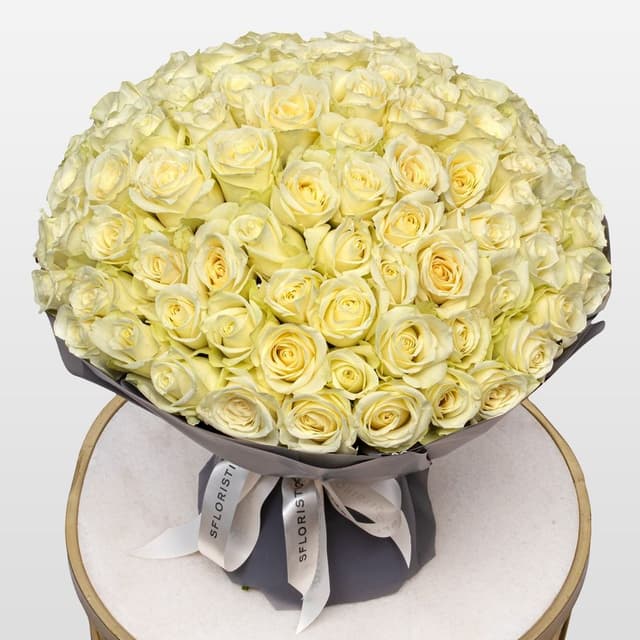 Букет белых Роз Кения 40 см 101 шт «Чистота Небес» Букет белых Роз Кения 40 см 101 шт «Чистота Небес»