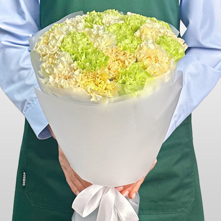 Букет из желтых и зеленых Гвоздик 25 шт «Фисташковый Сорбет»