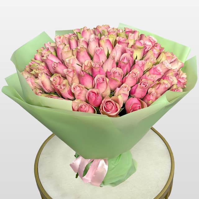 Букет из розовых Роз Кения 40 см 101 шт «Аллея Любви» Букет из розовых Роз Кения 40 см 101 шт «Аллея Любви»