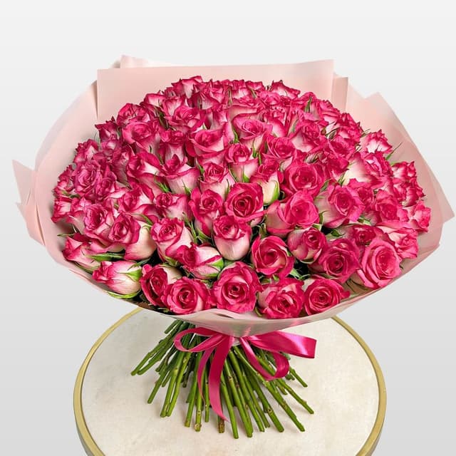 Букет из розовых Роз Кения 40 см 101 шт «Притяжение» Букет из розовых Роз Кения 40 см 101 шт «Притяжение»