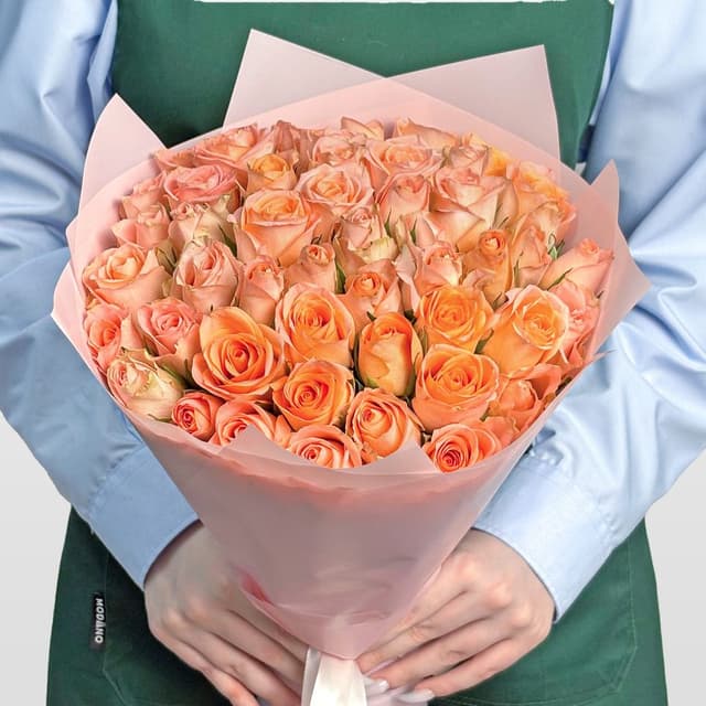 Букет из персиковых Роз Кения 40 см 51 шт «Теплый кашемир» Букет из персиковых Роз Кения 40 см 51 шт «Теплый кашемир»
