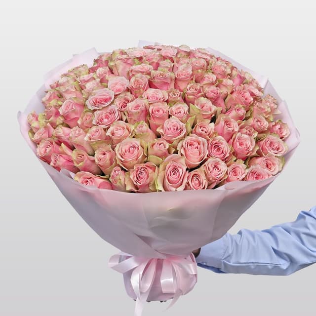 Букет из розовых Роз Кения 60 см 101 шт «Нежный Шлейф» Букет из розовых Роз Кения 60 см 101 шт «Нежный Шлейф»