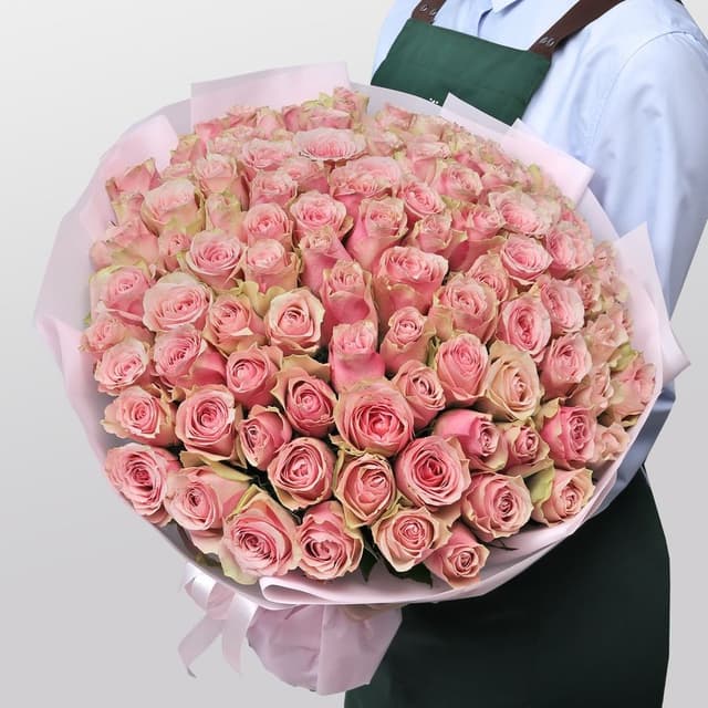 Букет из розовых Роз Кения 60 см 101 шт «Нежный Шлейф» Букет из розовых Роз Кения 60 см 101 шт «Нежный Шлейф»