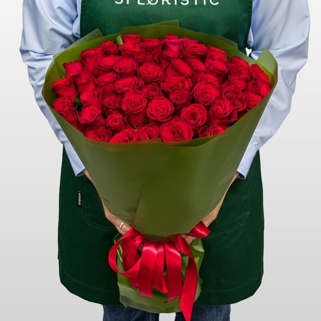 Букет Роз Кения 60 см «Красная романтика» Букет Роз Кения 60 см «Красная романтика»