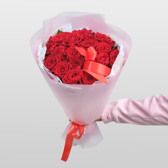 Букет из красных Роз 19 шт 60 см Сокровище Букет из красных Роз 19 шт 60 см Сокровище