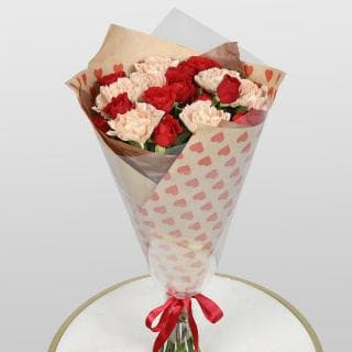 Букет из кустовых Роз и Диантуса «Гармония чувств» Букет из кустовых Роз и Диантуса «Гармония чувств»