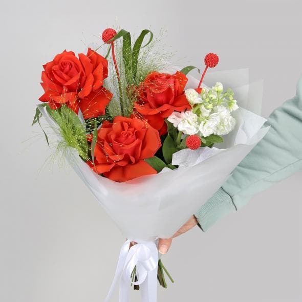 Букет Роз Эквадор и Маттиолы «Танец Красок» Букет Роз Эквадор и Маттиолы «Танец Красок»