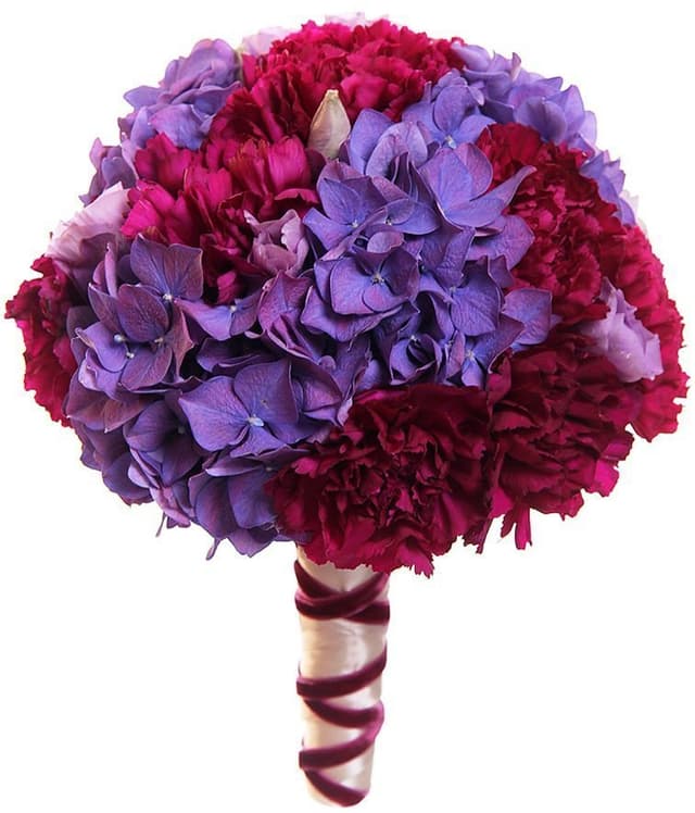 Букет из Гвоздик, Лизиантуса и Гортензий «Анда» Букет из Гвоздик, Лизиантуса и Гортензий «Анда»