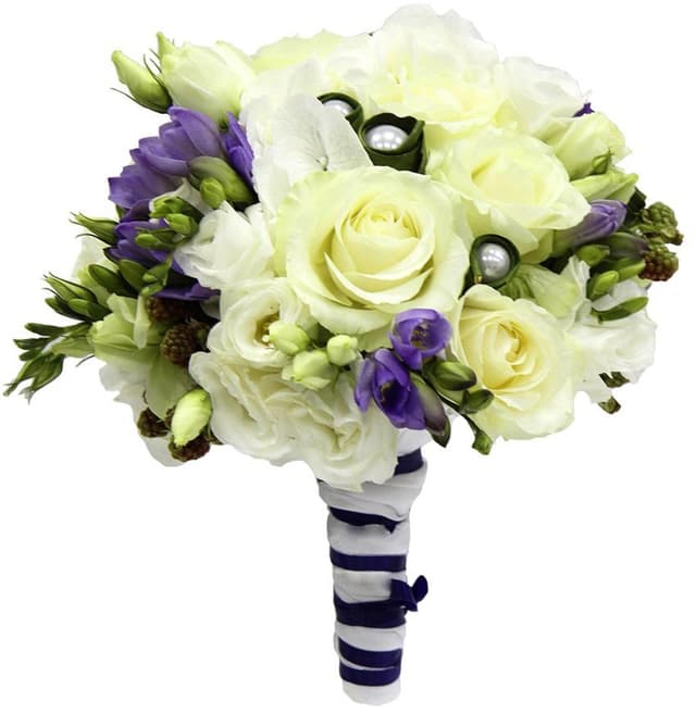 Букет из Роз, Фрезий и Лизиантуса «Энигма» Букет из Роз, Фрезий и Лизиантуса «Энигма»