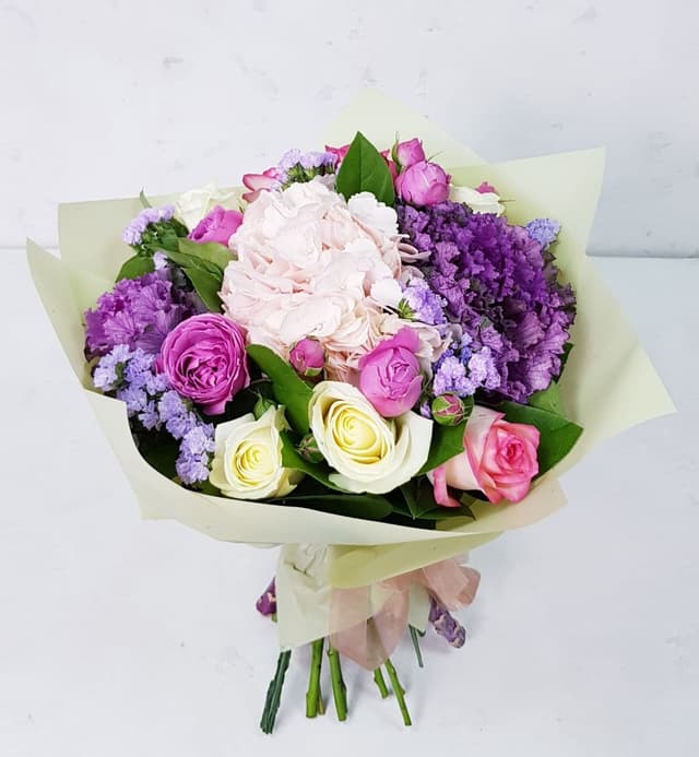 Букет из Роз и Гортензии «Мелодия» Букет из Роз и Гортензии «Мелодия»