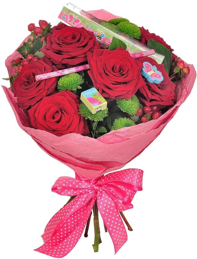 Букет из Роз, Хризантем и Гиперикума «Рюкзачок» Букет из Роз, Хризантем и Гиперикума «Рюкзачок»