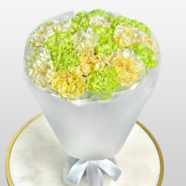 Букет из желтых и зеленых Гвоздик 25 шт «Фисташковый Сорбет» Букет из желтых и зеленых Гвоздик 25 шт «Фисташковый Сорбет»