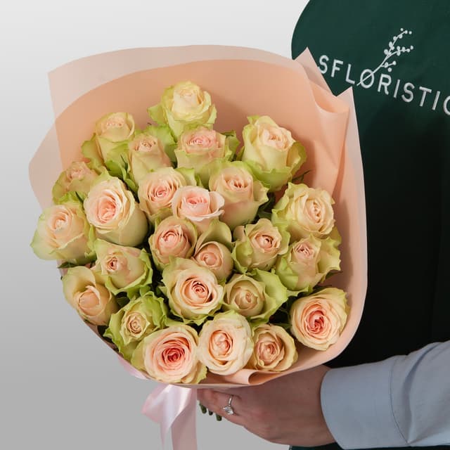 Букет Роз Кения 25 шт «Ваниль и пудра» Букет Роз Кения 25 шт «Ваниль и пудра»