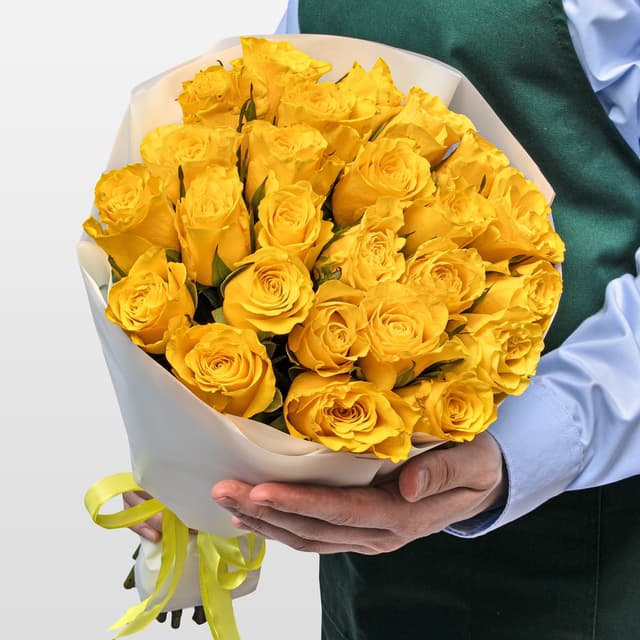 Букет желтых Роз Кения 40 см 25 шт «Радостный Сюрприз» Букет желтых Роз Кения 40 см 25 шт «Радостный Сюрприз»